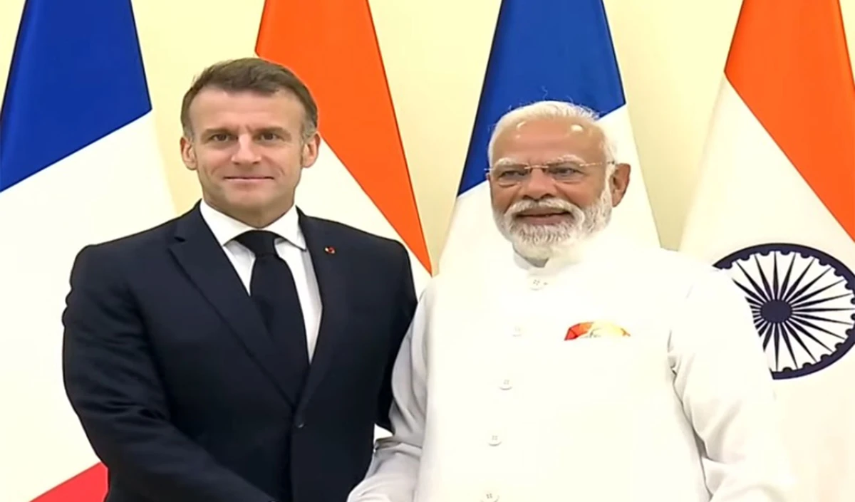 Modi-Macron Meet: भारत-फ्रांस की Beautiful Partnership, मुंबई में रक्षा से AI तक बनी नई रणनीति Modi-Macron Meet: भारत-फ्रांस की Beautiful Partnership, मुंबई में रक्षा से AI तक बनी नई रणनीति