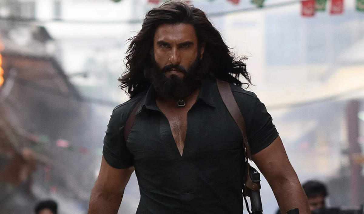 Netflix का नया ‘महाराजा’ बना Dhurandhar, रणवीर सिंह की फिल्म ने तोड़ा ‘एनिमल’ का गुरूर, इन 7 मेगा-ब्लॉकबस्टर फिल्मों के लिए बनी काल! Netflix का नया 'महाराजा' बना Dhurandhar, रणवीर सिंह की फिल्म ने तोड़ा 'एनिमल' का गुरूर, इन 7 मेगा-ब्लॉकबस्टर फिल्मों के लिए बनी काल!