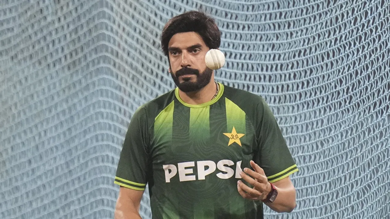 T20 World Cup 2026: भारत से हारने पर पाकिस्तान को फर्क नहीं पड़ता, उस्मान तारिक ने बताया हार के बाद क्या हुआ? T20 World Cup 2026: भारत से हारने पर पाकिस्तान को फर्क नहीं पड़ता, उस्मान तारिक ने बताया हार के बाद क्या हुआ?