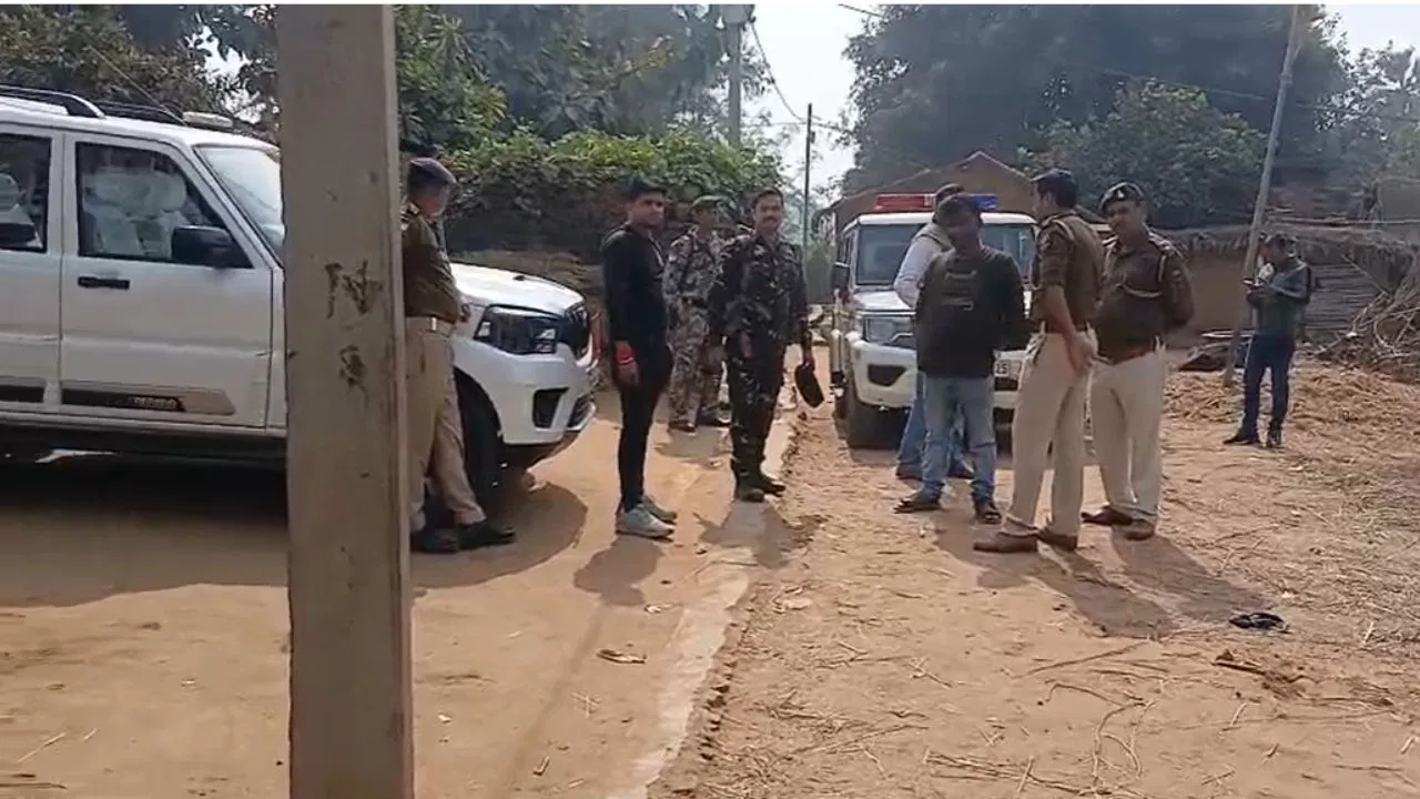 औरंगाबाद में पांच सहेलियों ने एक साथ खाया जहर, 4 की मौत; जांच में जुटी पुलिस औरंगाबाद में पांच सहेलियों ने एक साथ खाया जहर, 4 की मौत; जांच में जुटी पुलिस