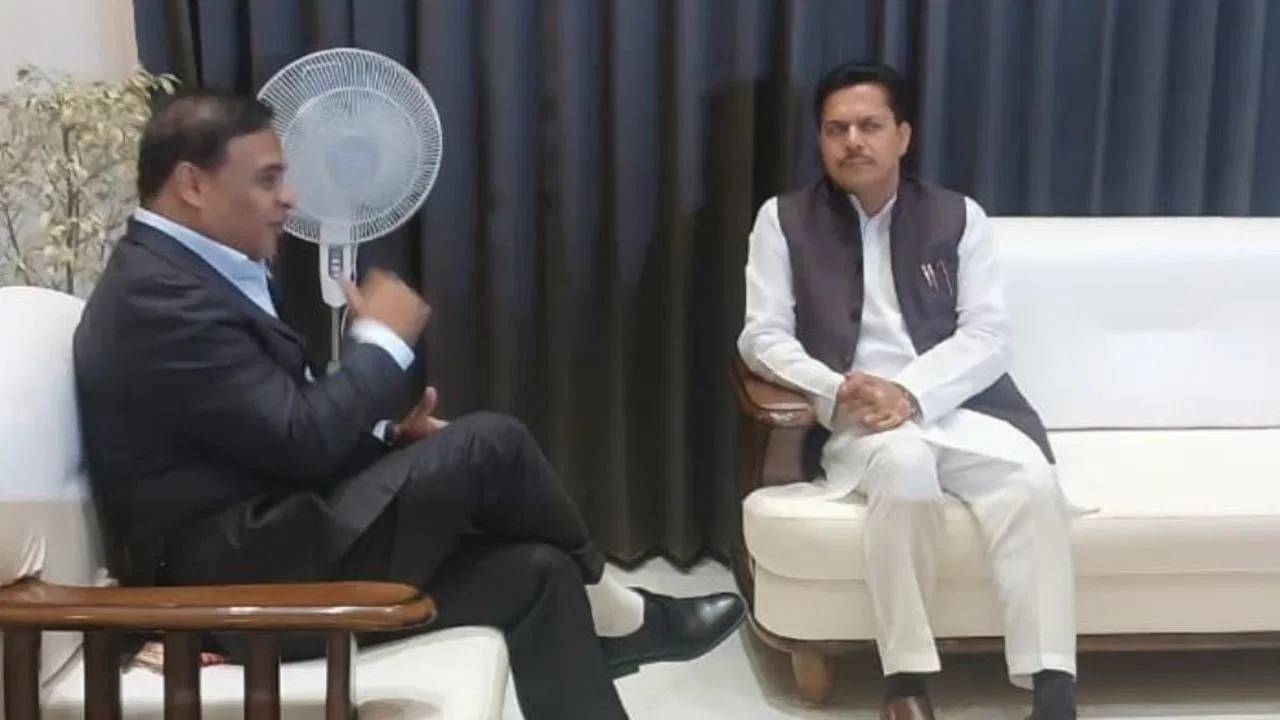 कांग्रेस को असम में करारा झटका! पूर्व प्रदेश अध्यक्ष भूपेन बोरा 22 फरवरी को BJP में शामिल कांग्रेस को असम में करारा झटका! पूर्व प्रदेश अध्यक्ष भूपेन बोरा 22 फरवरी को BJP में शामिल