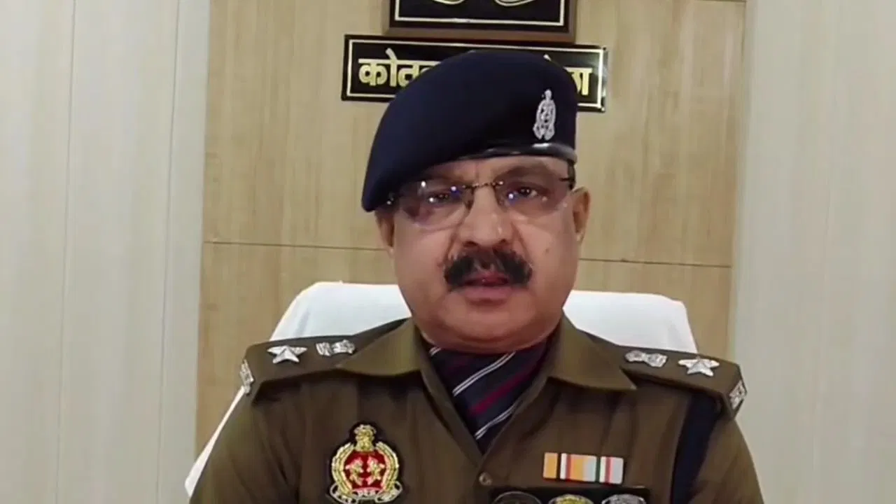 ‘खिलौने से मत डराओ…’ सुनकर भड़के दामाद ने सास को मार दी सच में गोली, मौके पर ही मौत 'खिलौने से मत डराओ...' सुनकर भड़के दामाद ने सास को मार दी सच में गोली, मौके पर ही मौत