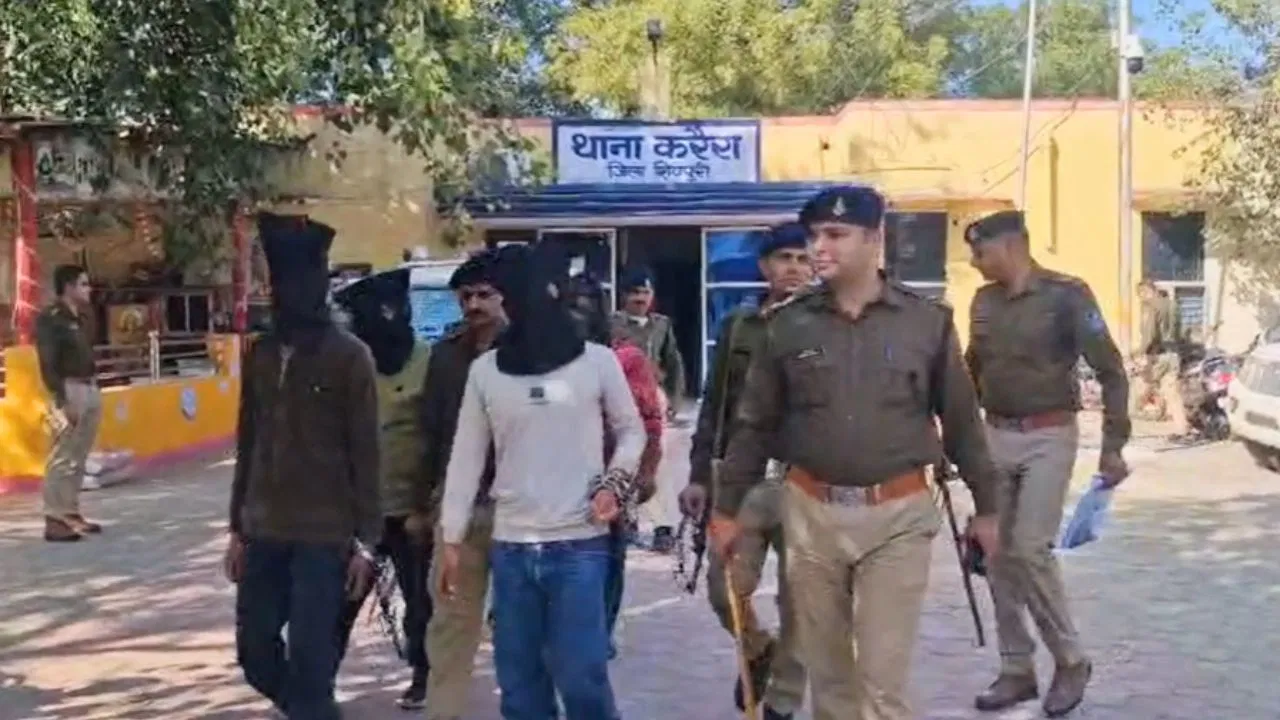 जमीनी विवाद और चुनावी रंजिश… शिवपुरी में वकील की हत्या का मास्टरमाइंड निकला पूर्व सरपंच; 10 लाख में दी थी सुपारी जमीनी विवाद और चुनावी रंजिश... शिवपुरी में वकील की हत्या का मास्टरमाइंड निकला पूर्व सरपंच; 10 लाख में दी थी सुपारी