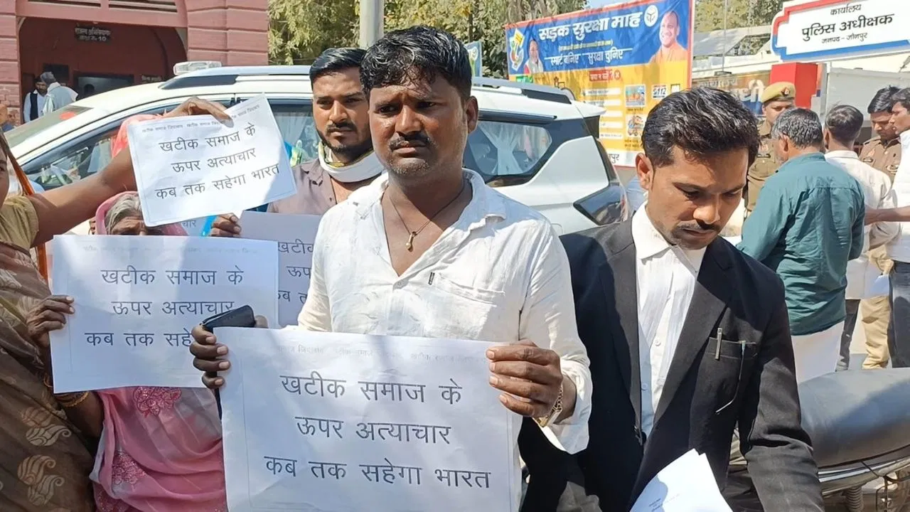 दबंगों ने एक भाई को मारी गोली, दूसरे का पैर तोड़ा… BJP नेता बोले- CO ने SP से मिलने तक नहीं दिया दबंगों ने एक भाई को मारी गोली, दूसरे का पैर तोड़ा... BJP नेता बोले- CO ने SP से मिलने तक नहीं दिया