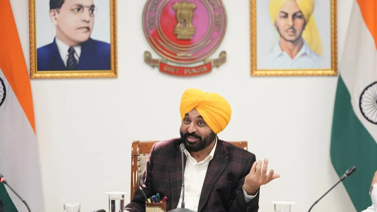 प्रगतिशील पंजाब निवेश सम्मेलन युवाओं के लिए रोजगार के बड़े अवसर: भगवंत सिंह मान प्रगतिशील पंजाब निवेश सम्मेलन युवाओं के लिए रोजगार के बड़े अवसर: भगवंत सिंह मान