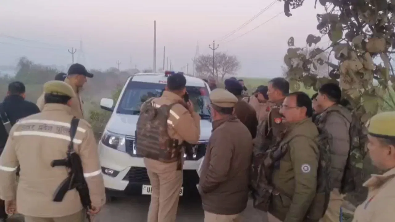 लूट-हत्या सहित 40 केस, 50 हजार का इनामी… मुजफ्फरनगर में कुख्यात अपराधी अमजद एनकाउंटर में ढेर लूट-हत्या सहित 40 केस, 50 हजार का इनामी... मुजफ्फरनगर में कुख्यात अपराधी अमजद एनकाउंटर में ढेर