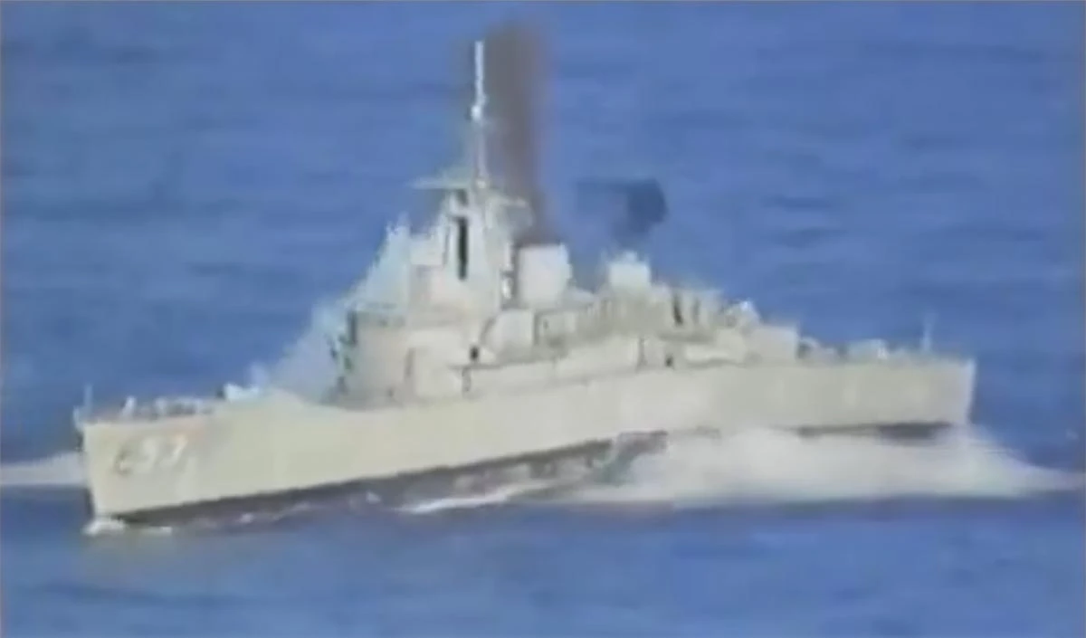 Iran Warship को निशाना बनाने के लिए US ने सबसे घातक Mark 48 Torpedo का उपयोग किया, एक ही वार में काम हो गया तमाम Iran Warship को निशाना बनाने के लिए US ने सबसे घातक Mark 48 Torpedo का उपयोग किया, एक ही वार में काम हो गया तमाम