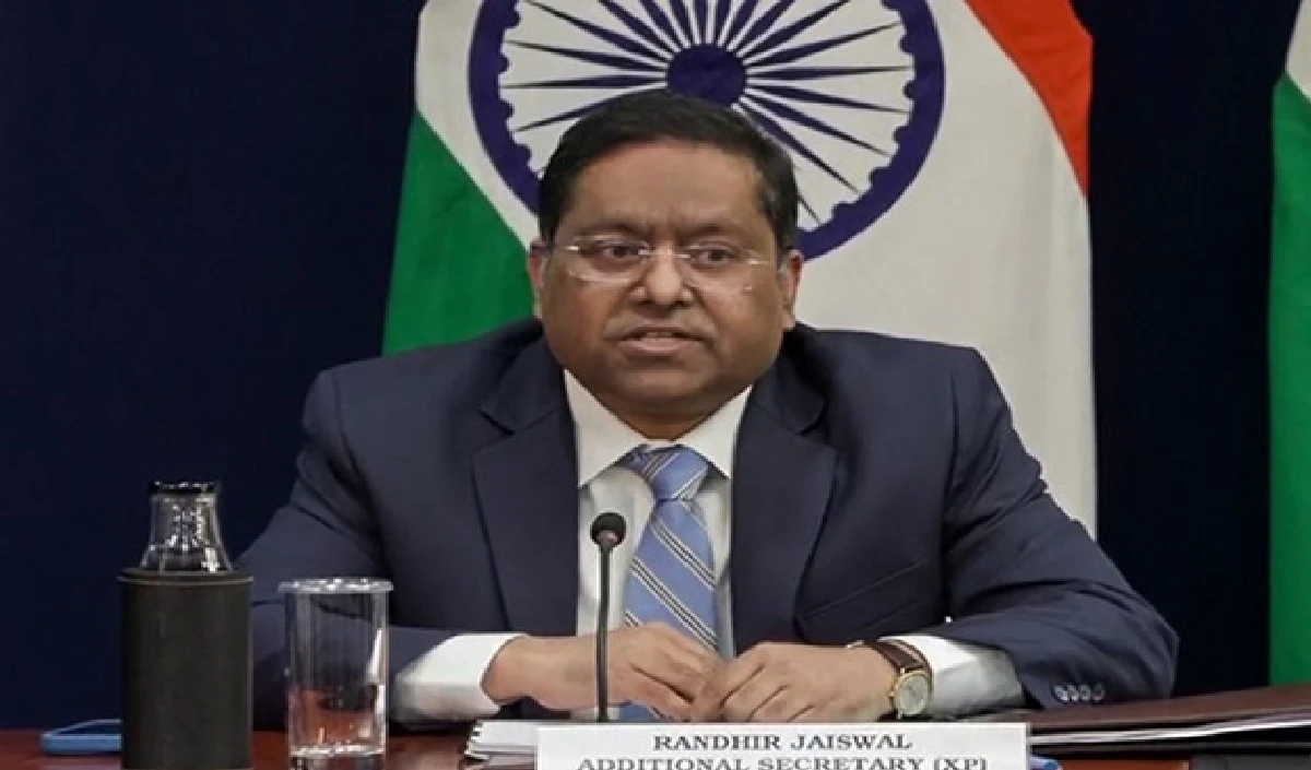 Iran में तनाव पर MEA का बड़ा खुलासा, 550 भारतीय Armenia तो 90 Azerbaijan में दाखिल हुए Iran में तनाव पर MEA का बड़ा खुलासा, 550 भारतीय Armenia तो 90 Azerbaijan में दाखिल हुए