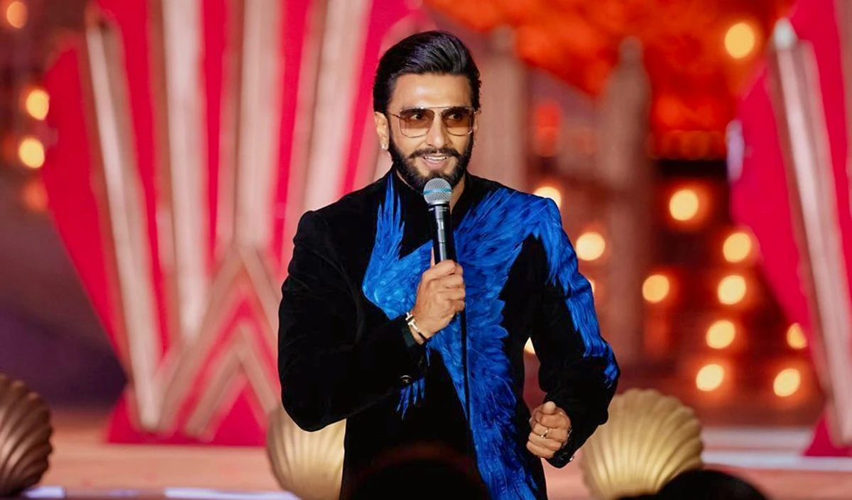 Ranveer Singh को बड़ी राहत, Kantara के ‘दैव’ का मजाक उड़ाने के मामले में 9 मार्च तक बढ़ी अंतरिम सुरक्षा Ranveer Singh को बड़ी राहत, Kantara के 'दैव' का मजाक उड़ाने के मामले में 9 मार्च तक बढ़ी अंतरिम सुरक्षा