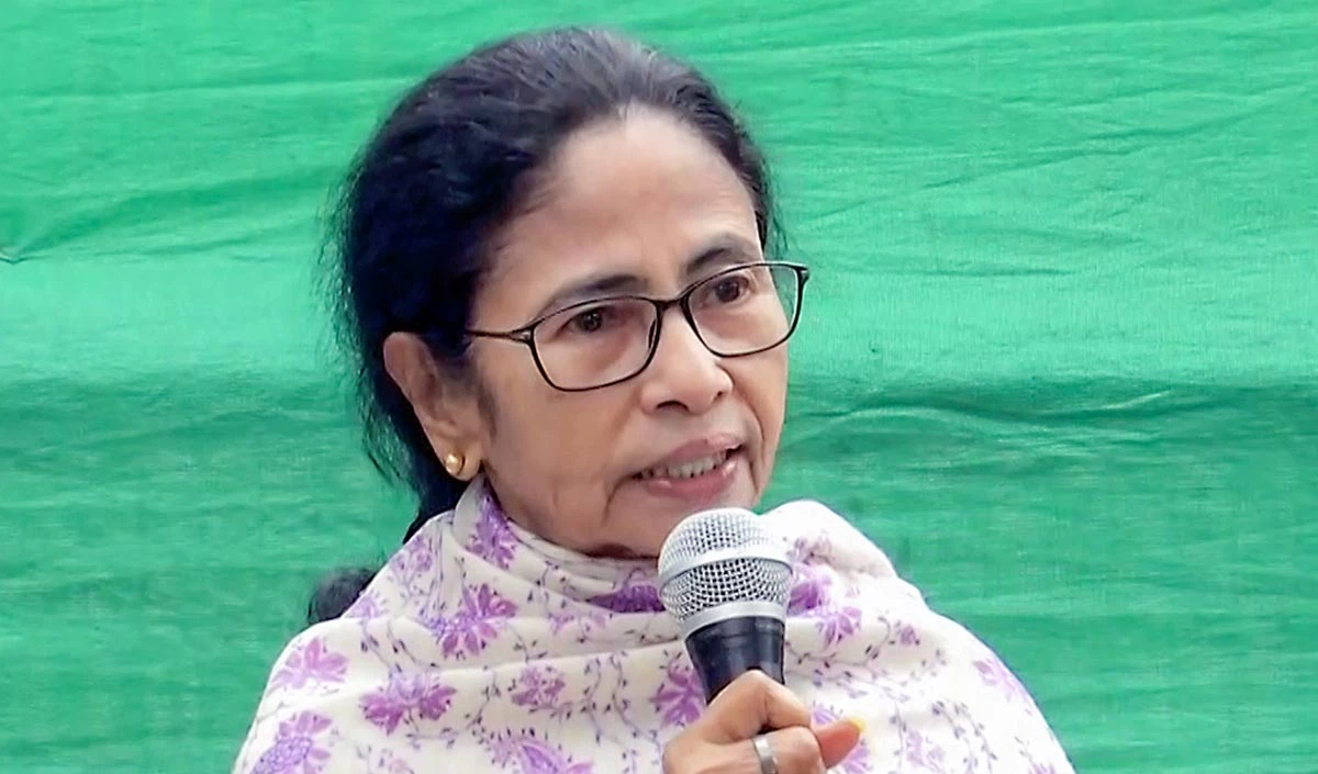 ममता की जिद के कारण अंधियारे की तरफ पश्चिम बंगाल ममता की जिद के कारण अंधियारे की तरफ पश्चिम बंगाल