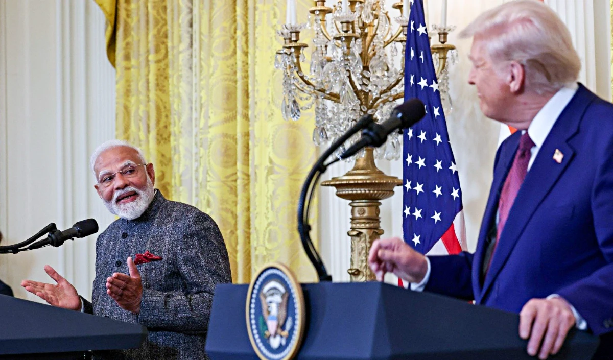 लाइन पर आ रहा है अमेरिका! भारत के साथ खराब हुए रिश्तों पर लगा रहा है ‘तेल’ का मरहम, रूस बना ‘बाम’ लाइन पर आ रहा है अमेरिका! भारत के साथ खराब हुए रिश्तों पर लगा रहा है 'तेल' का मरहम, रूस बना 'बाम'