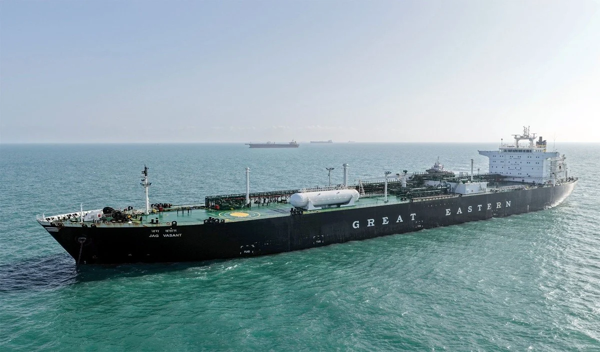 Hormuz का ‘खतरनाक Mission’ पूरा, ईरानी फायरिंग के बावजूद 31 Crew Members संग मुंबई पहुंचा टैंकर देश गरिमा Hormuz का 'खतरनाक Mission' पूरा, ईरानी फायरिंग के बावजूद 31 Crew Members संग मुंबई पहुंचा टैंकर देश गरिमा
