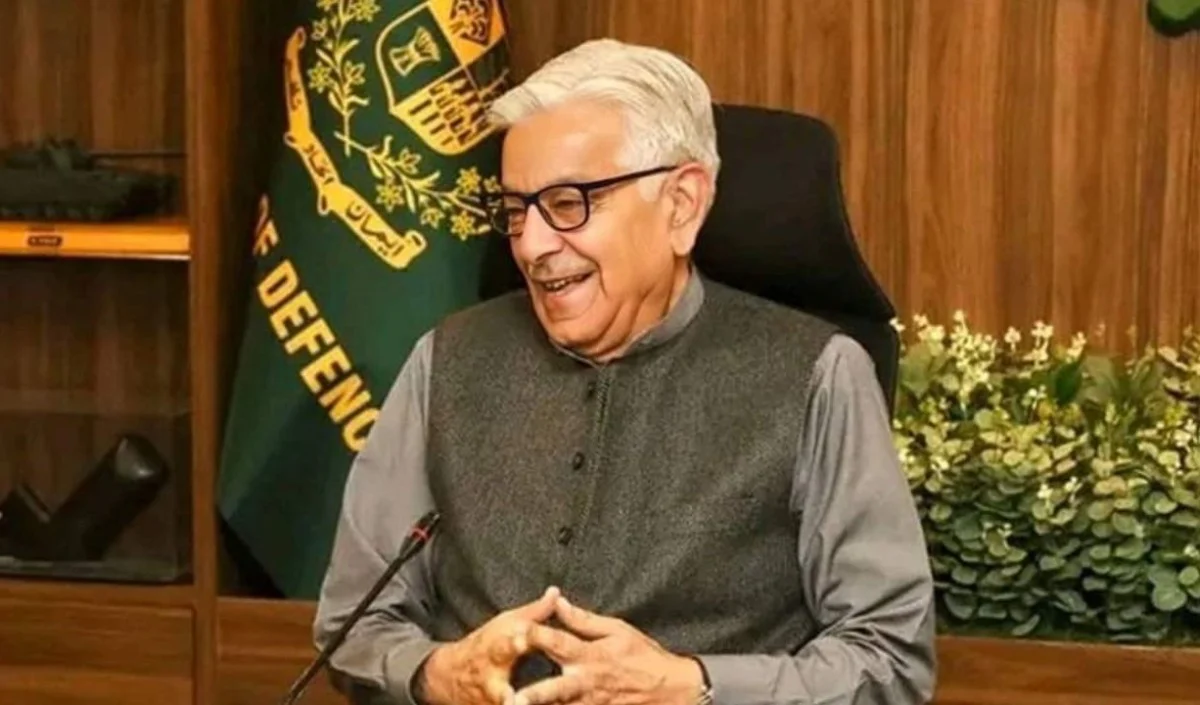 Pakistan की नई गीदड़भभकी, रक्षा मंत्री Khawaja Asif ने दी Kolkata पर Attack की धमकी Pakistan की नई गीदड़भभकी, रक्षा मंत्री Khawaja Asif ने दी Kolkata पर Attack की धमकी