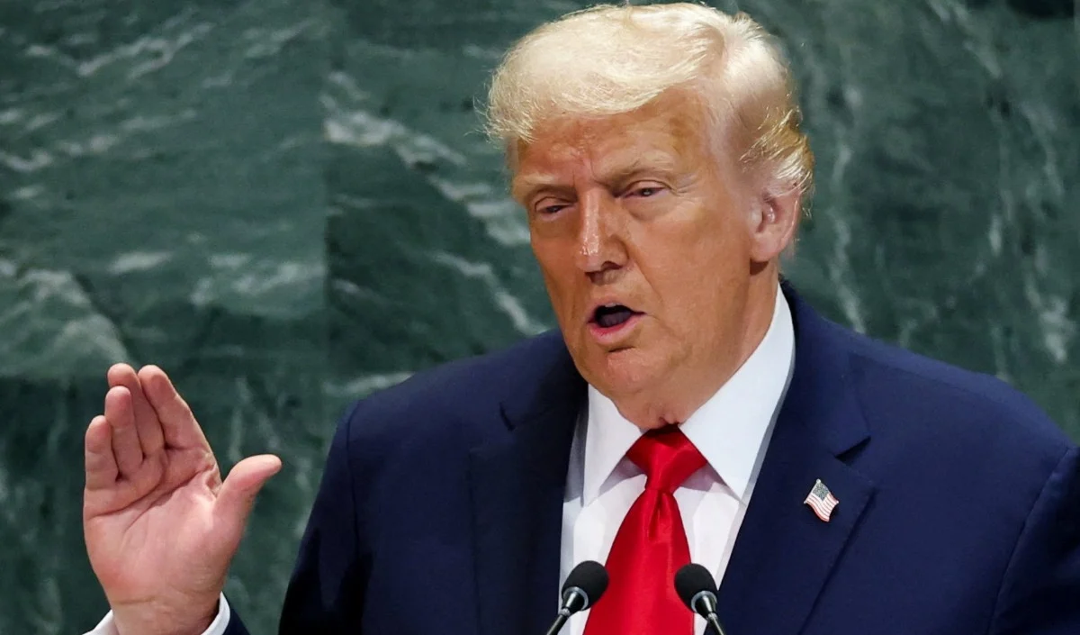 White House डिनर में चली गोलियां, मंच से निकाले गए President Trump; कार्यक्रम हुआ रद्द White House डिनर में चली गोलियां, मंच से निकाले गए President Trump; कार्यक्रम हुआ रद्द