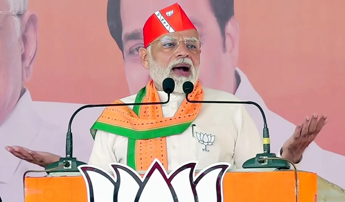 प्रधानमंत्री ‘नरेन्द्र मोदी’ के नेतृत्व में सफलता के नित-नए आयाम स्थापित करती ‘भाजपा’ प्रधानमंत्री 'नरेन्द्र मोदी' के नेतृत्व में सफलता के नित-नए आयाम स्थापित करती 'भाजपा'