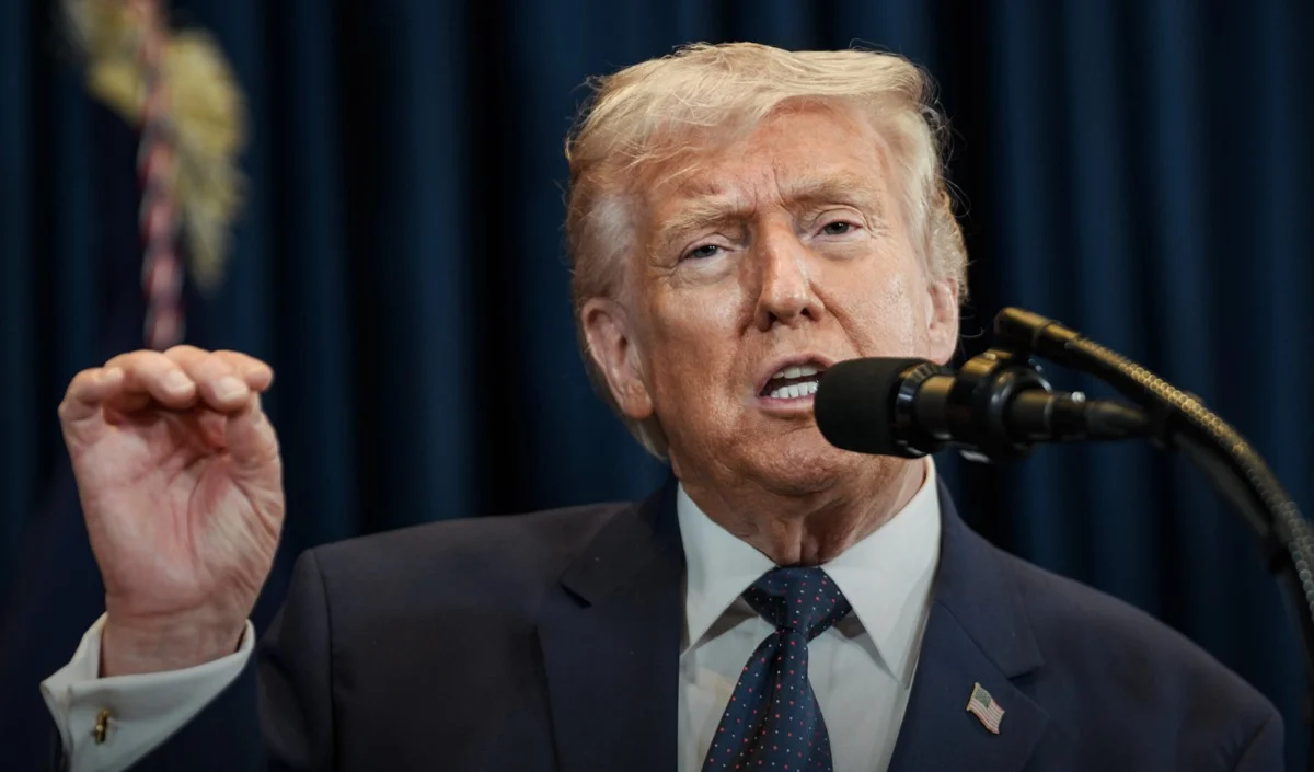 Iran पर भड़के Donald Trump, बोले- हमारी शर्तों पर Deal करो या War के लिए तैयार रहो Iran पर भड़के Donald Trump, बोले- हमारी शर्तों पर Deal करो या War के लिए तैयार रहो