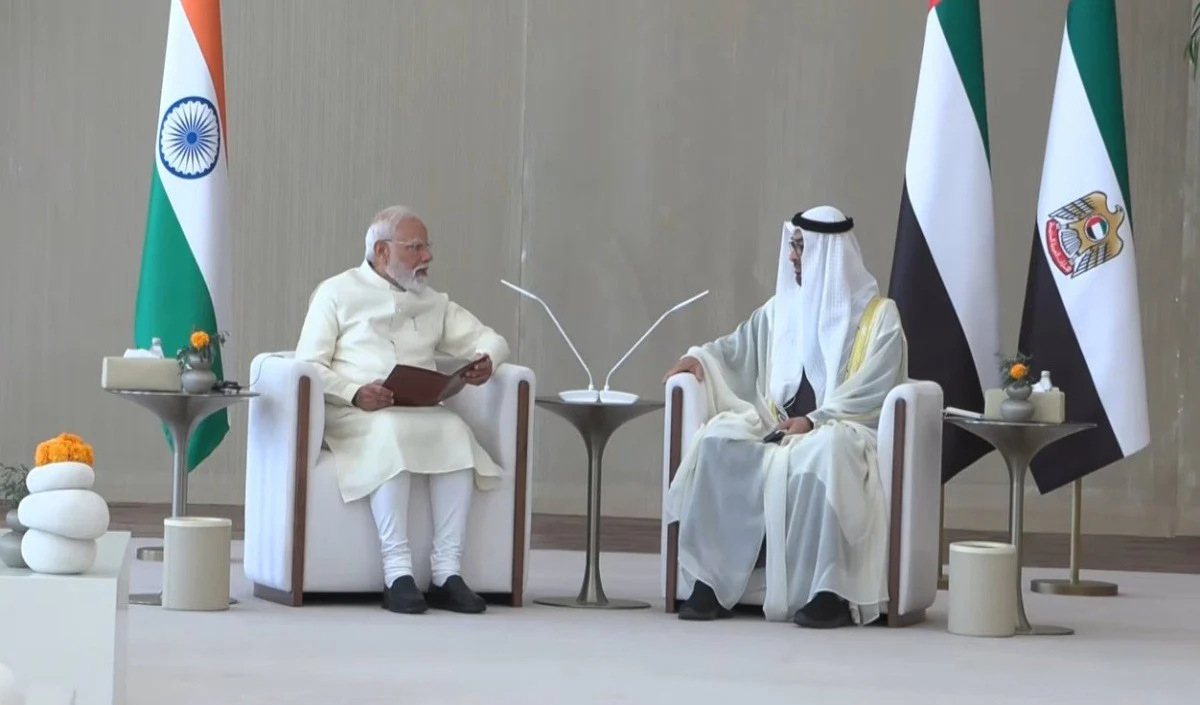 LPG और तेल की अब नहीं होगी कोई कमी? दोस्त UAE संग भारत ने कर ली कौन सी गजब की डील LPG और तेल की अब नहीं होगी कोई कमी? दोस्त UAE संग भारत ने कर ली कौन सी गजब की डील