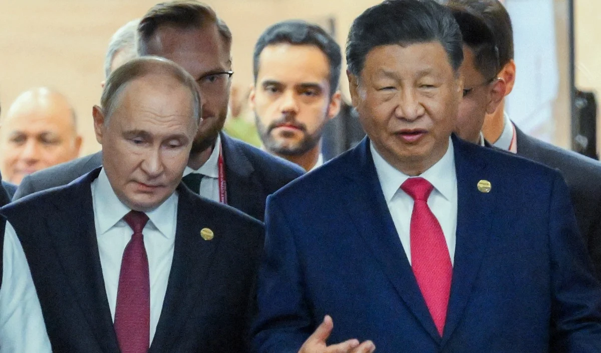 Russian President Vladimir Putin Visit China | रूसी राष्ट्रपति पुतिन का बीजिंग में ‘रेड कार्पेट’ पर स्वागत; चीन के शी जिनपिंग के साथ द्विपक्षीय वार्ता की Russian President Vladimir Putin Visit China | रूसी राष्ट्रपति पुतिन का बीजिंग में 'रेड कार्पेट' पर स्वागत; चीन के शी जिनपिंग के साथ द्विपक्षीय वार्ता की