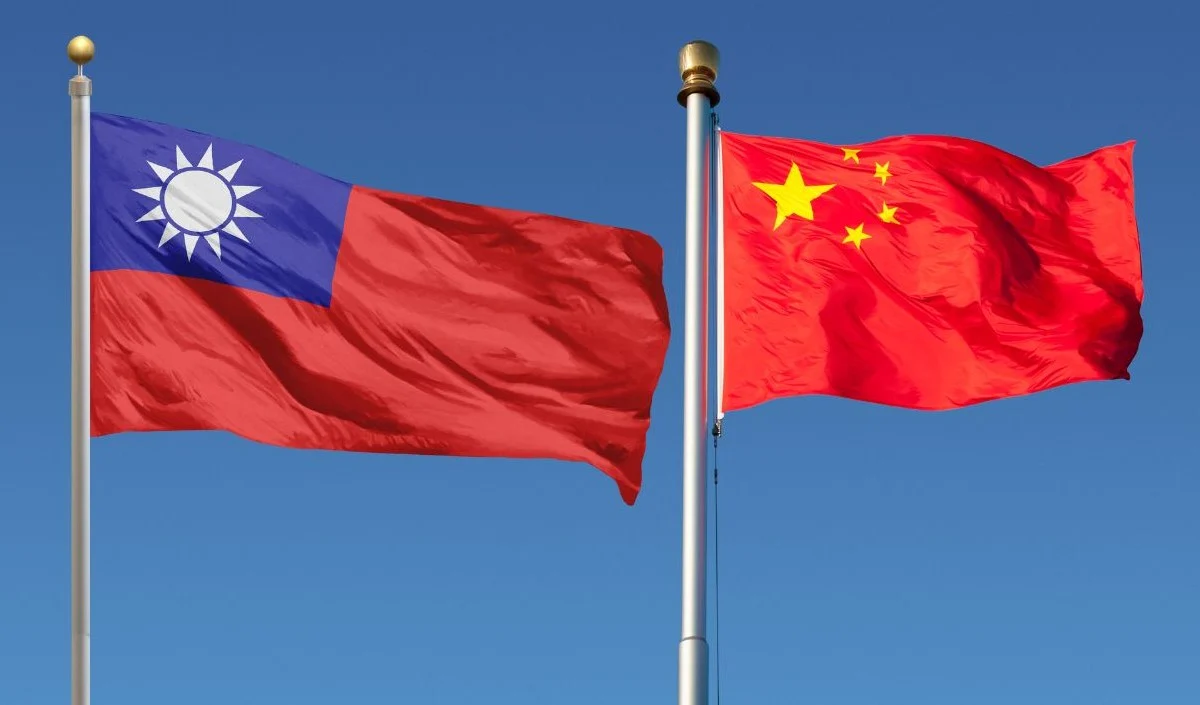 Taiwan Strait में नहीं थम रही चीनी ड्रैगन की दादागिरी, 24 घंटे में दर्जनों Warships-Jets Active Taiwan Strait में नहीं थम रही चीनी ड्रैगन की दादागिरी, 24 घंटे में दर्जनों Warships-Jets Active