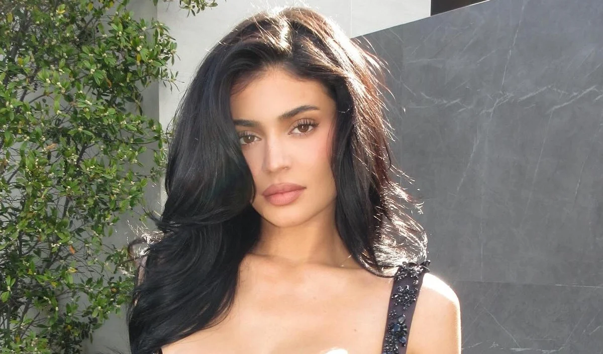 क्या Kylie Jenner और Timothée Chalamet बनने वाले हैं पेरेंट्स? जानें वायरल हो रही Pregnancy खबरों की हकीकत क्या Kylie Jenner और Timothée Chalamet बनने वाले हैं पेरेंट्स? जानें वायरल हो रही Pregnancy खबरों की हकीकत