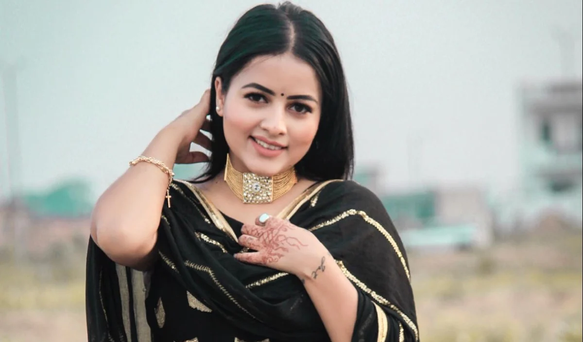 ‘ना आना मौत अभी किरदार बाकी है’, पंजाबी सिंगर Inder Kaur की मौत के बाद उनकी 5 साल पुरानी पोस्ट हुई वायरल, सुक्खा पर हत्या का केस दर्ज 'ना आना मौत अभी किरदार बाकी है', पंजाबी सिंगर Inder Kaur की मौत के बाद उनकी 5 साल पुरानी पोस्ट हुई वायरल, सुक्खा पर हत्या का केस दर्ज