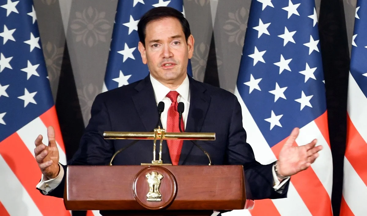 भारत-अमेरिका दोनों देशों में मौजूद हैं बेवकूफ लोग, USA में Racism पर बोले Marco Rubio भारत-अमेरिका दोनों देशों में मौजूद हैं बेवकूफ लोग, USA में Racism पर बोले Marco Rubio