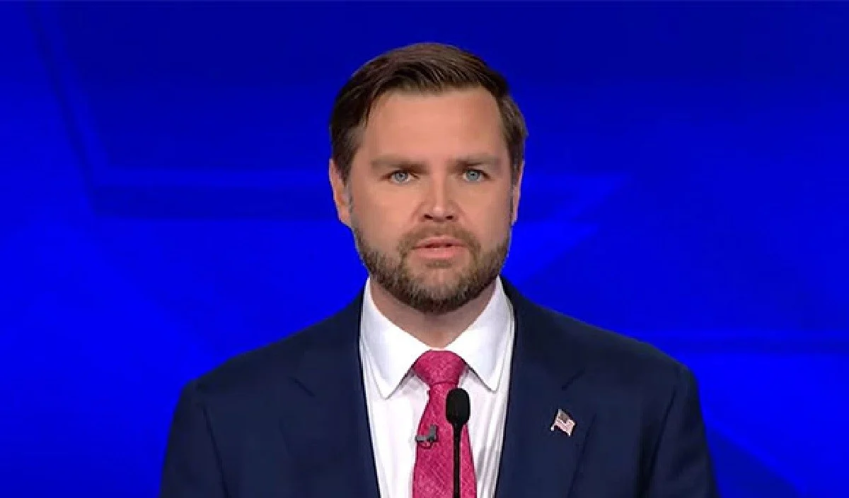 America-Israel दोस्ती में दरार? US VP JD Vance के ‘America First’ बयान से मची हलचल America-Israel दोस्ती में दरार? US VP JD Vance के 'America First' बयान से मची हलचल