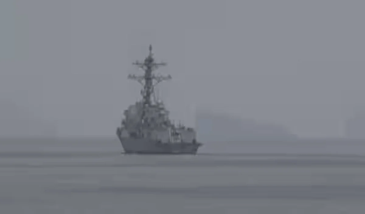 US Airstrike के बाद Iran का बड़ा पलटवार, Strait of Hormuz बंद, अमेरिकी बेस पर दागीं मिसाइलें US Airstrike के बाद Iran का बड़ा पलटवार, Strait of Hormuz बंद, अमेरिकी बेस पर दागीं मिसाइलें