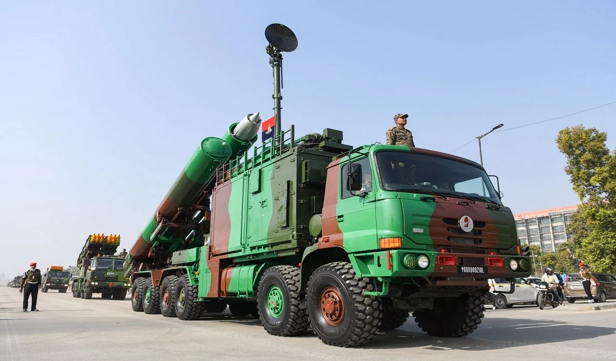 अब Russia भी खरीदेगा BrahMos? भारत सप्लाई करेगा मिसाइल सिस्टम, Production बढ़ाने पर बातचीत जारी अब Russia भी खरीदेगा BrahMos? भारत सप्लाई करेगा मिसाइल सिस्टम, Production बढ़ाने पर बातचीत जारी