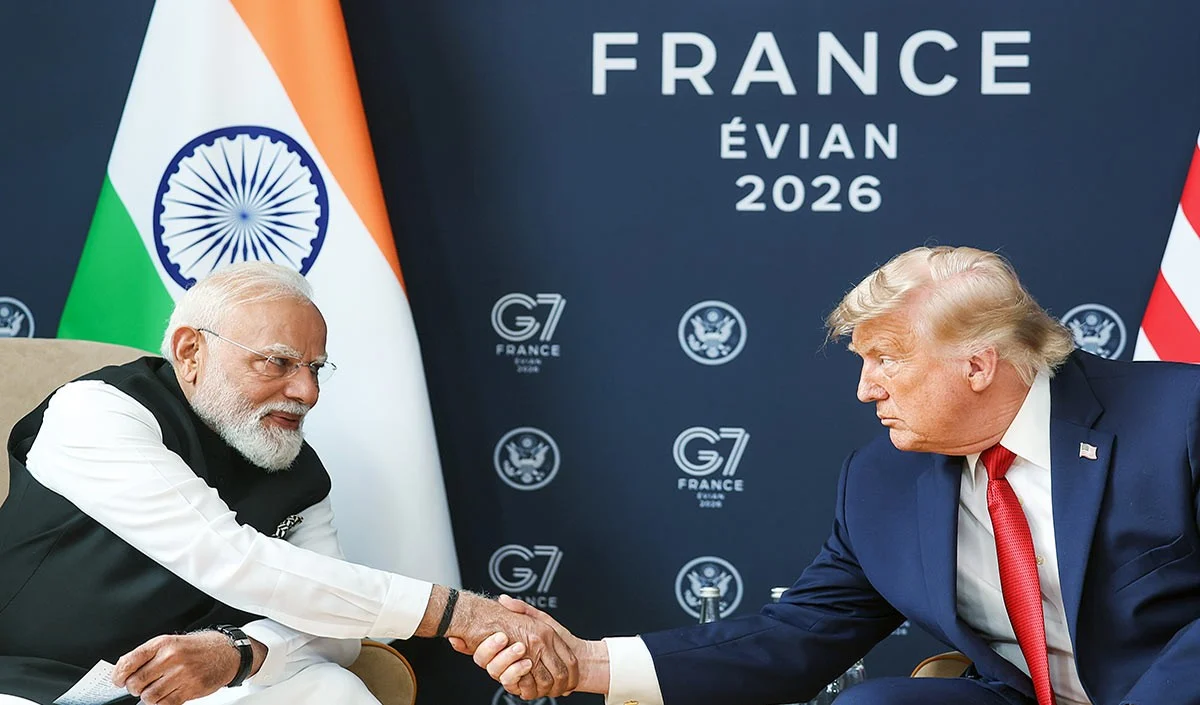 फ्रांस में हुई ट्रंप-मोदी की बहुप्रतीक्षित मुलाकात के वैश्विक कूटनीतिक निहितार्थ फ्रांस में हुई ट्रंप-मोदी की बहुप्रतीक्षित मुलाकात के वैश्विक कूटनीतिक निहितार्थ