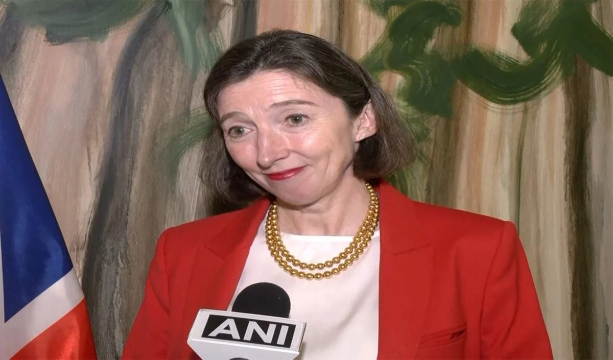 भारत-UK Trade Deal पर ब्रिटिश हाई कमिश्नर Lindy Cameron बोलीं- ये अब तक का सबसे तेज़ समझौता भारत-UK Trade Deal पर ब्रिटिश हाई कमिश्नर Lindy Cameron बोलीं- ये अब तक का सबसे तेज़ समझौता