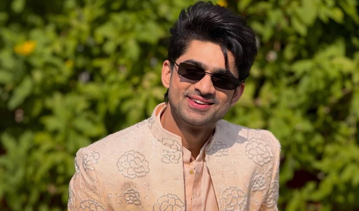 Abhishek Kumar के ‘थप्पड़’ वाले पोस्ट से फैंस को आई Samarth Jurel की याद, सोशल मीडिया पर शुरू हुई चर्चा Abhishek Kumar के 'थप्पड़' वाले पोस्ट से फैंस को आई Samarth Jurel की याद, सोशल मीडिया पर शुरू हुई चर्चा