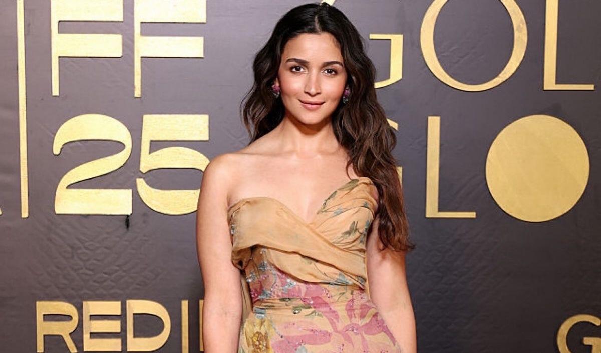 Assam Flood संकट के बीच Alia Bhatt ने फैंस से की आगे आकर मदद करने की अपील Assam Flood संकट के बीच Alia Bhatt ने फैंस से की आगे आकर मदद करने की अपील