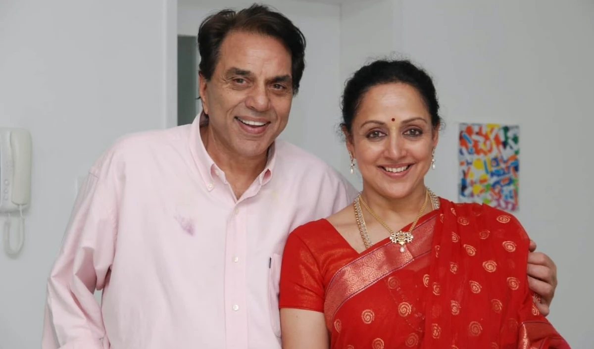 Dharmendra की इस एक सीख ने पूरे Deol Family को बांध रखा है, Hema Malini ने खोला ये राज Dharmendra की इस एक सीख ने पूरे Deol Family को बांध रखा है, Hema Malini ने खोला ये राज
