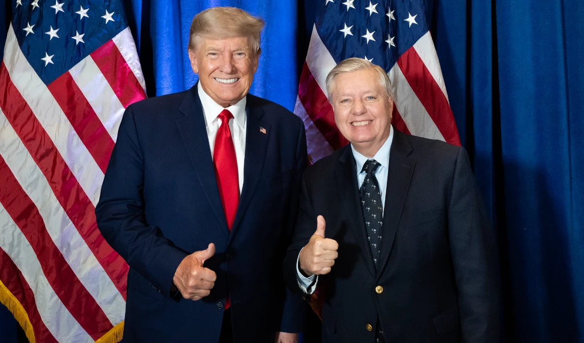 Donald Trump ने लिंडसे ग्राहम को दी श्रद्धांजलि, बताया महान नेता Donald Trump ने लिंडसे ग्राहम को दी श्रद्धांजलि, बताया महान नेता