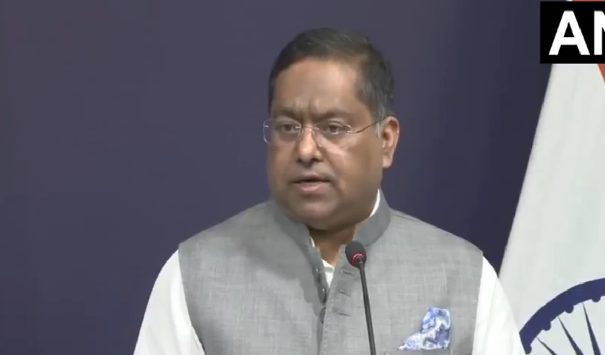 Pakistan की ‘हाथ काटने’ की धमकी पर MEA का करारा जवाब, कहा- पहले Terrorism बंद करो Pakistan की 'हाथ काटने' की धमकी पर MEA का करारा जवाब, कहा- पहले Terrorism बंद करो