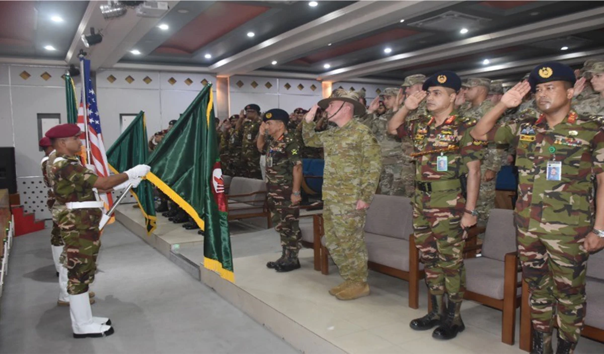 Tiger Lightning: बांग्लादेश में US Army और सशस्त्र बलों का सैन्य अभ्यास शुरू, आतंकवाद पर होगा प्रहार Tiger Lightning: बांग्लादेश में US Army और सशस्त्र बलों का सैन्य अभ्यास शुरू, आतंकवाद पर होगा प्रहार
