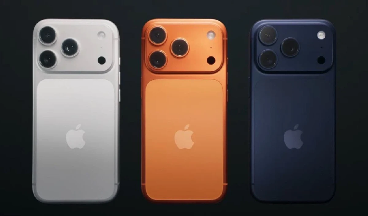 iPhone 18 Pro की तैयारी के बीच iPhone 17 Pro की कीमतों में भारी गिरावट, ऑनलाइन मिल रही Best Deal iPhone 18 Pro की तैयारी के बीच iPhone 17 Pro की कीमतों में भारी गिरावट, ऑनलाइन मिल रही Best Deal