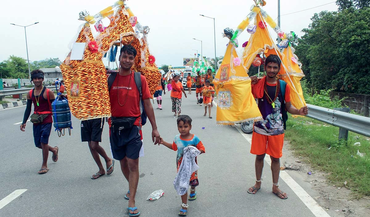 कांवड़ यात्रा: भारतीय संस्कृति की अमूल्य धरोहर कांवड़ यात्रा: भारतीय संस्कृति की अमूल्य धरोहर