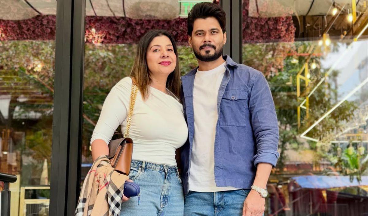 टीवी एक्ट्रेस Sambhavna Seth ने रातभर पुलिस स्टेशन में रहकर हाउसहेल्प की बहन को छुड़वाया टीवी एक्ट्रेस Sambhavna Seth ने रातभर पुलिस स्टेशन में रहकर हाउसहेल्प की बहन को छुड़वाया