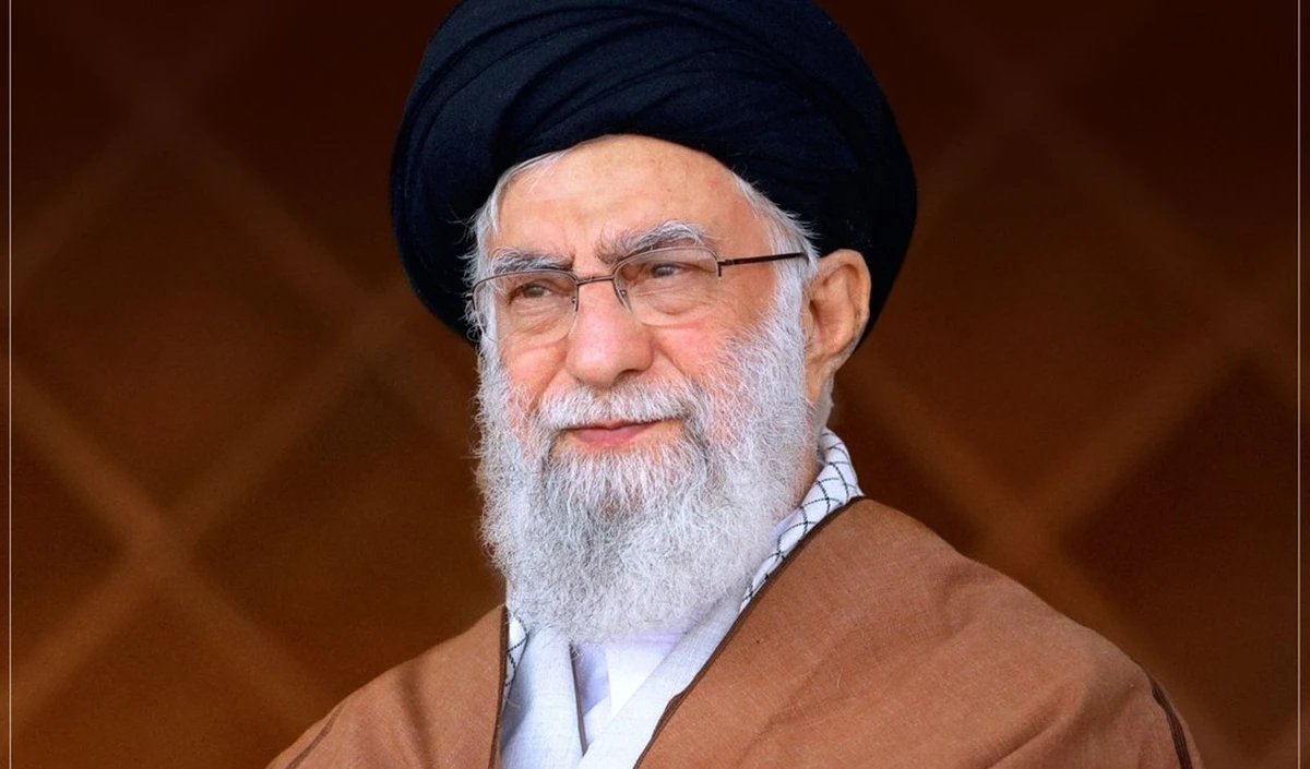 दुनिया का सबसे नीच आदमी जिंदा क्यों? Khamenei के अंतिम संस्कार में Donald Trump के खिलाफ लगे भड़काऊ नारे दुनिया का सबसे नीच आदमी जिंदा क्यों? Khamenei के अंतिम संस्कार में Donald Trump के खिलाफ लगे भड़काऊ नारे