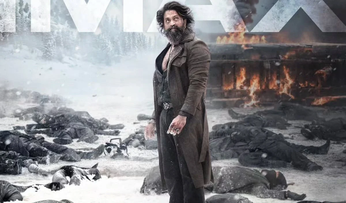 Box Office पर Toxic की सुनामी! 3 दिनों में ₹150 करोड़ पार, जानिए यश की फिल्म का अब तक का कलेक्शन Box Office पर Toxic की सुनामी! 3 दिनों में ₹150 करोड़ पार, जानिए यश की फिल्म का अब तक का कलेक्शन