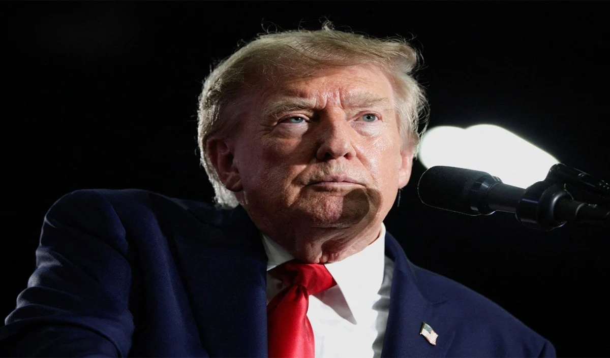 Donald Trump का बड़ा दावा: Iran में Humanitarian Crisis, सेना को वेतन देने के भी पैसे नहीं Donald Trump का बड़ा दावा: Iran में Humanitarian Crisis, सेना को वेतन देने के भी पैसे नहीं
