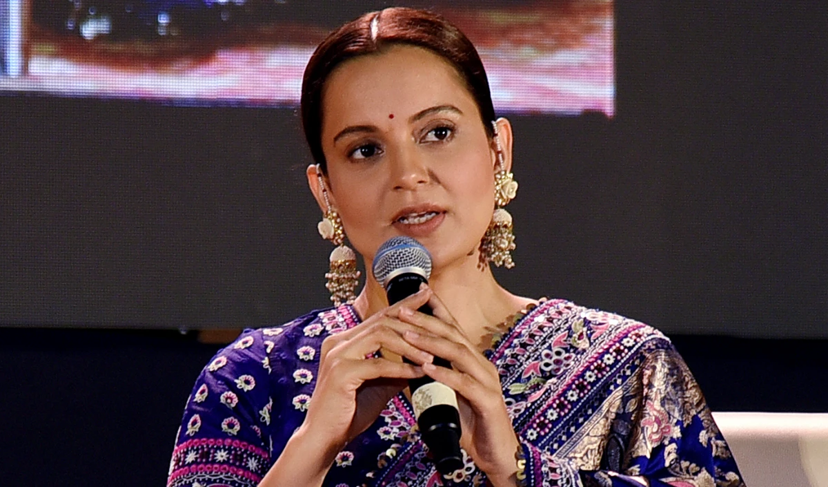 Kangana Ranaut का विवादित बयान- ‘इस्लामिस्ट्स के संपर्क में आकर वामपंथी हो जाती हैं हिंदू बेटियां’, इंटरनेट पर सोनाक्षी सिन्हा से जोड़ा गया कनेक्शन Kangana Ranaut का विवादित बयान- 'इस्लामिस्ट्स के संपर्क में आकर वामपंथी हो जाती हैं हिंदू बेटियां', इंटरनेट पर सोनाक्षी सिन्हा से जोड़ा गया कनेक्शन