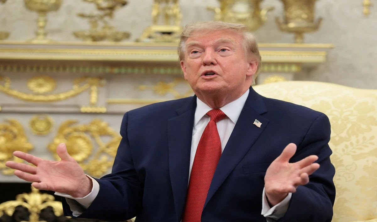 Mail-in Voting पर घिरे Donald Trump, विरोध के बावजूद Florida Primary में डाक से डाला वोट Mail-in Voting पर घिरे Donald Trump, विरोध के बावजूद Florida Primary में डाक से डाला वोट