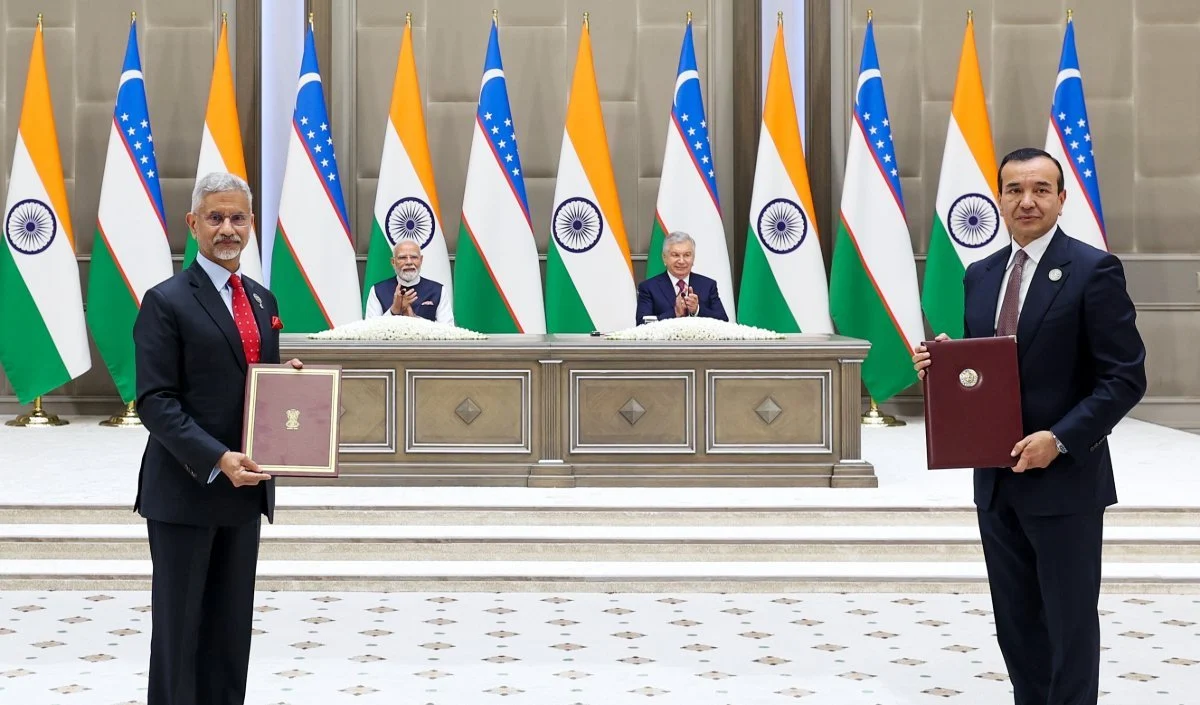 Modi-Mirziyoyev की मुलाकात में हुए बड़े ऐलान! 5 अरब डॉलर का व्यापार लक्ष्य, AI से लेकर रक्षा और अंतरिक्ष तक साथ आएंगे India-Uzbekistan Modi-Mirziyoyev की मुलाकात में हुए बड़े ऐलान! 5 अरब डॉलर का व्यापार लक्ष्य, AI से लेकर रक्षा और अंतरिक्ष तक साथ आएंगे India-Uzbekistan