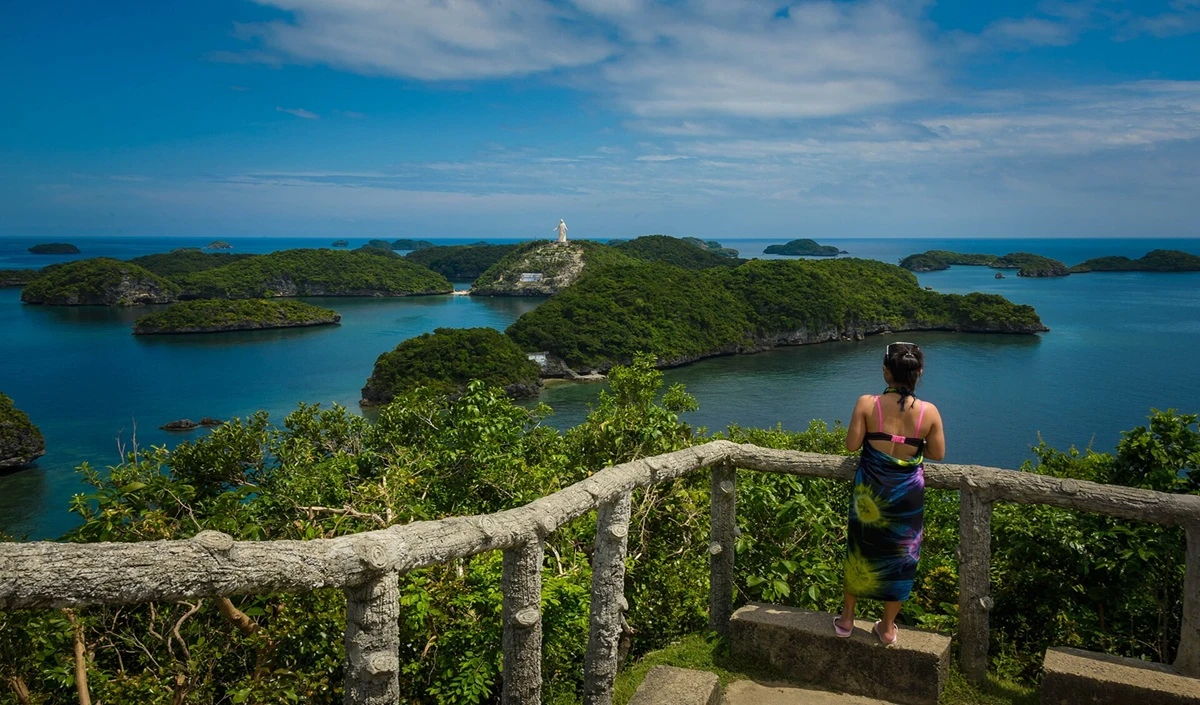 Travel Tips: Ha Long Bay से Da Nang तक, वियतनाम की खूबसूरती और सस्ती Currency ने जीता भारतीयों का दिल Travel Tips: Ha Long Bay से Da Nang तक, वियतनाम की खूबसूरती और सस्ती Currency ने जीता भारतीयों का दिल