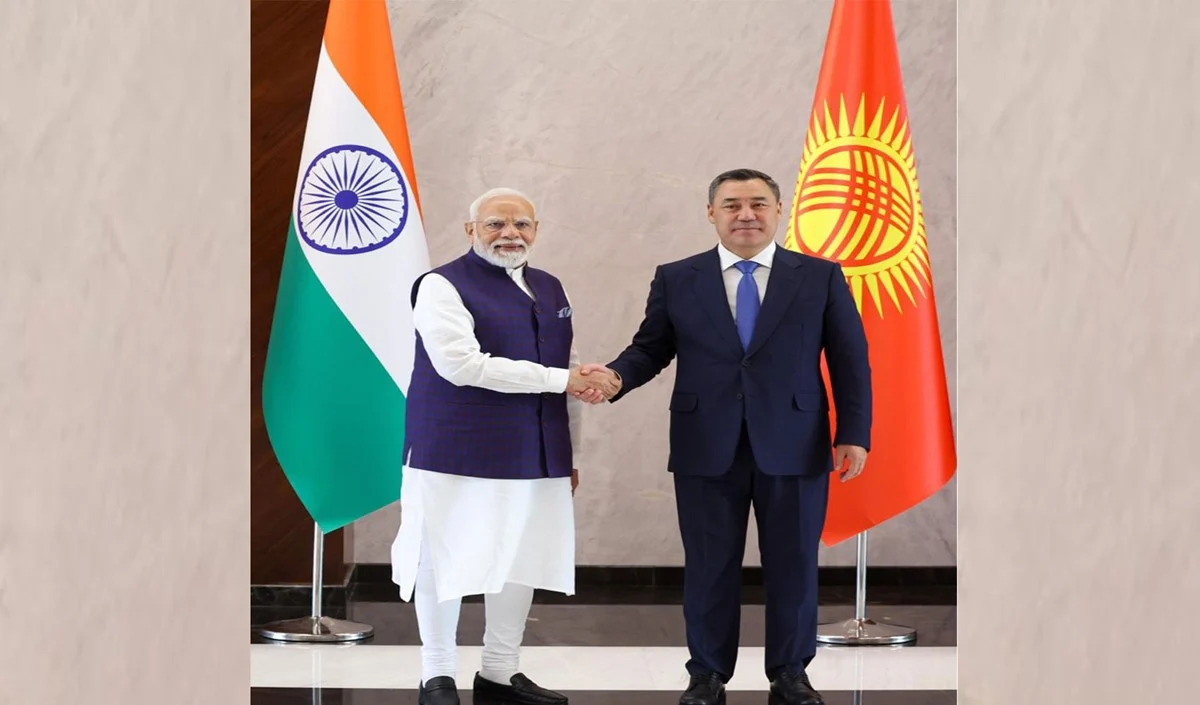 World Nomad Games: बिश्केक पहुंचे PM Modi, मध्य एशिया में India की सांस्कृतिक कूटनीति को मिलेगी नई धार World Nomad Games: बिश्केक पहुंचे PM Modi, मध्य एशिया में India की सांस्कृतिक कूटनीति को मिलेगी नई धार