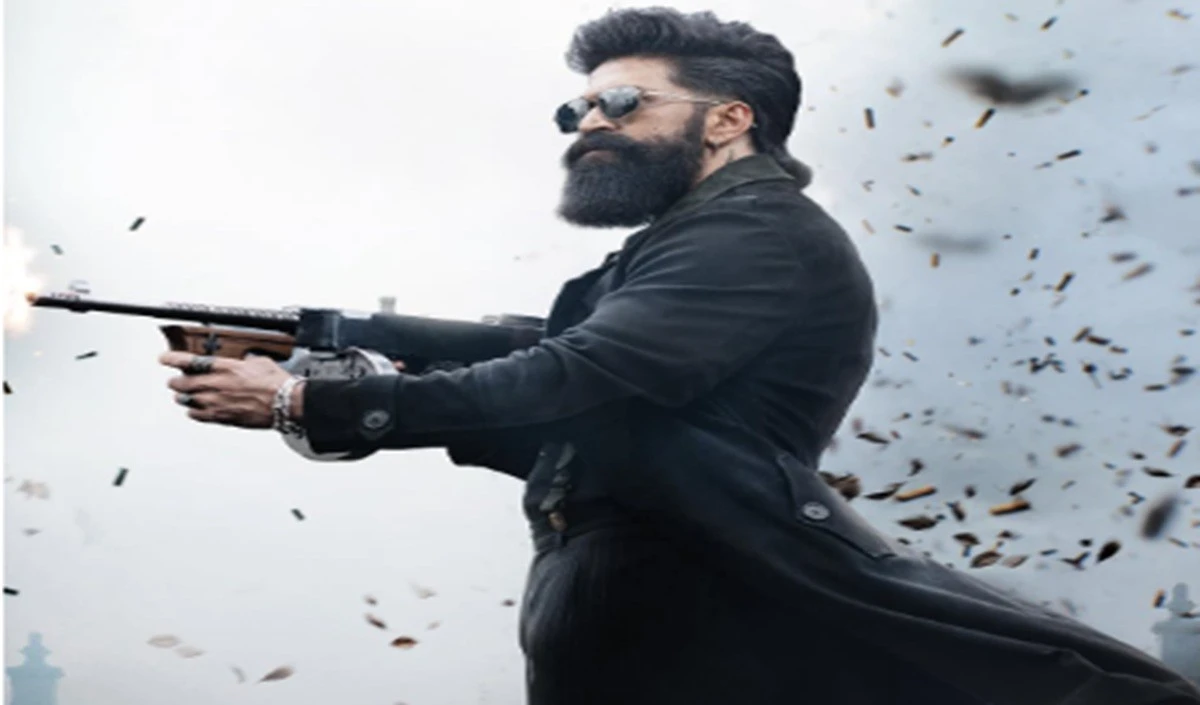 Yash की फिल्म ‘Toxic’ Trailer ने बढ़ाया रोमांच, बाप-बेटे की जंग और दमदार Action का दिखा जबरदस्त तालमेल Yash की फिल्म 'Toxic' Trailer ने बढ़ाया रोमांच, बाप-बेटे की जंग और दमदार Action का दिखा जबरदस्त तालमेल