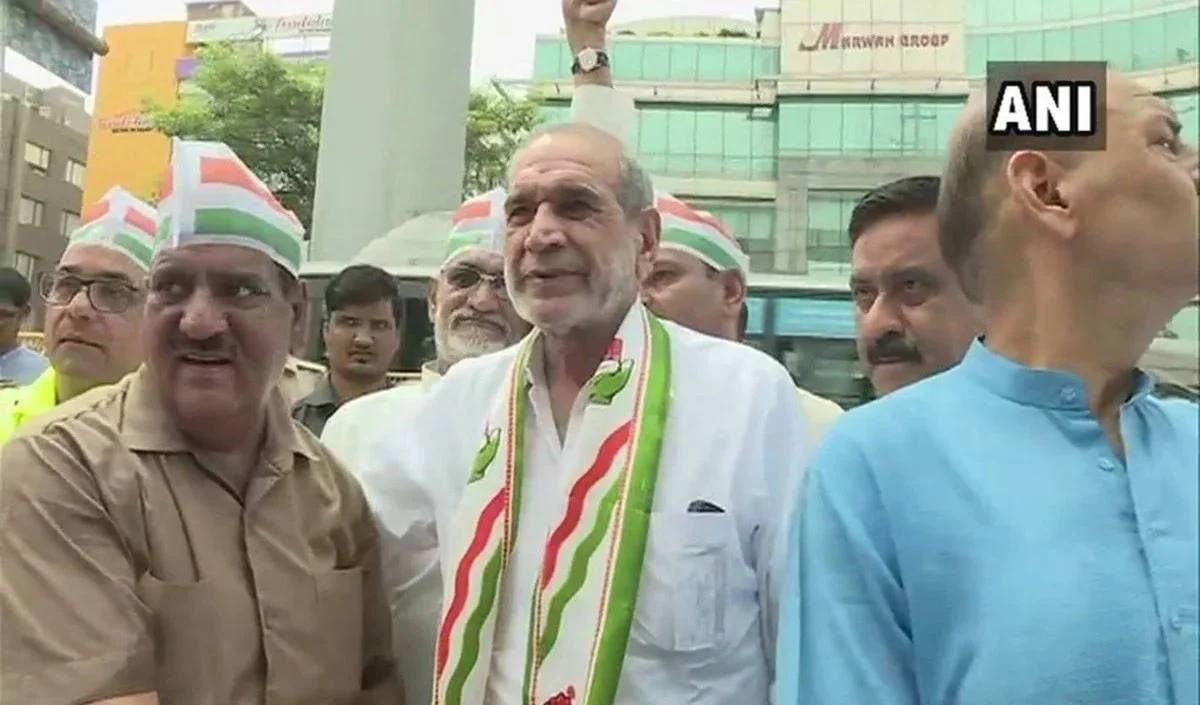 बुरे काम का नतीजा बुरा ही होता है, बाहरी दिल्ली के बेताज बादशाह रहे Sajjan Kumar की सत्ता, सियासत और सजा की कहानी यही संदेश देती है बुरे काम का नतीजा बुरा ही होता है, बाहरी दिल्ली के बेताज बादशाह रहे Sajjan Kumar की सत्ता, सियासत और सजा की कहानी यही संदेश देती है